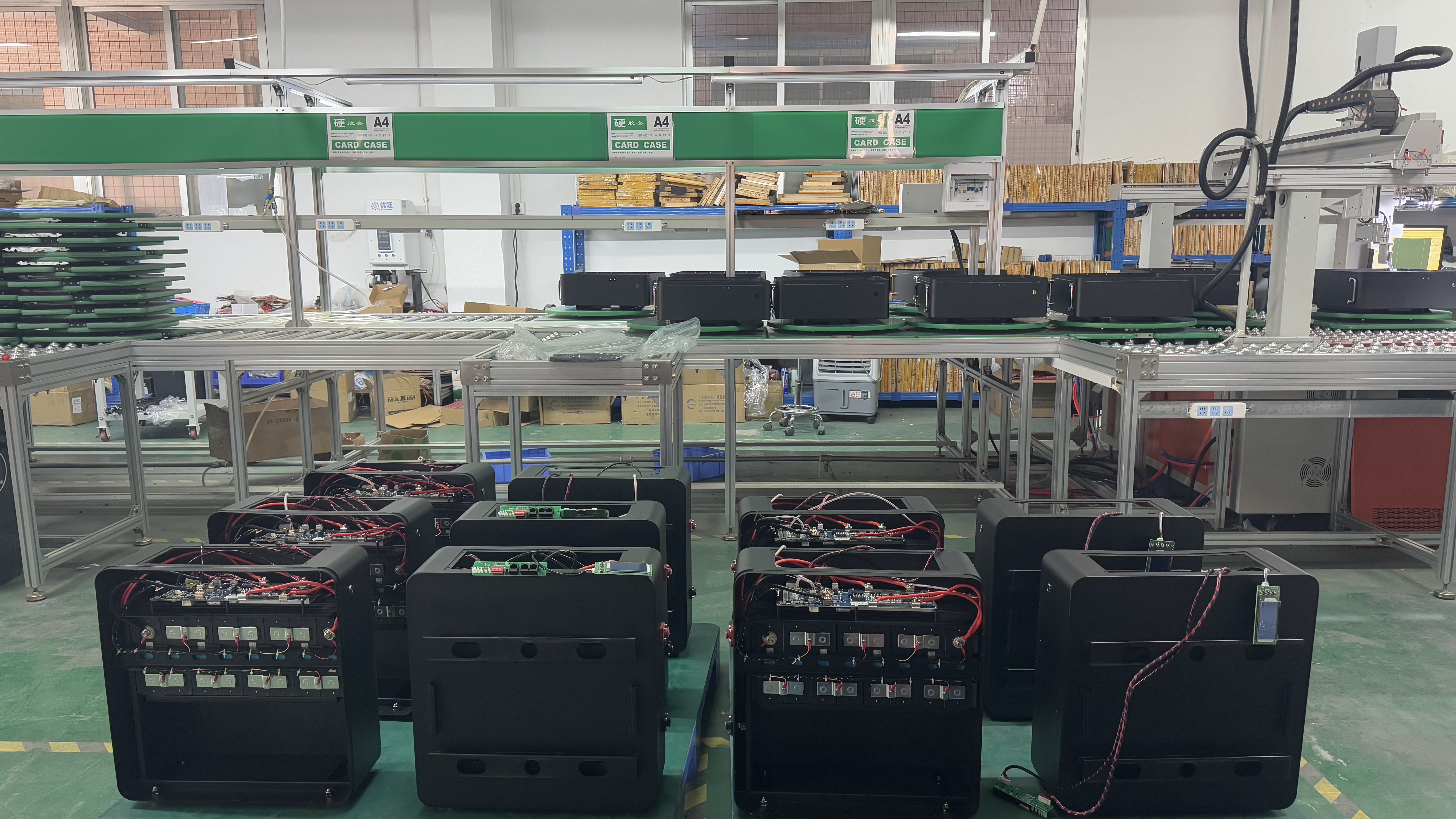 Choisissez des batteries au lithium haute performance et des solutions murales pour une qualité et une fiabilité exceptionnelles 