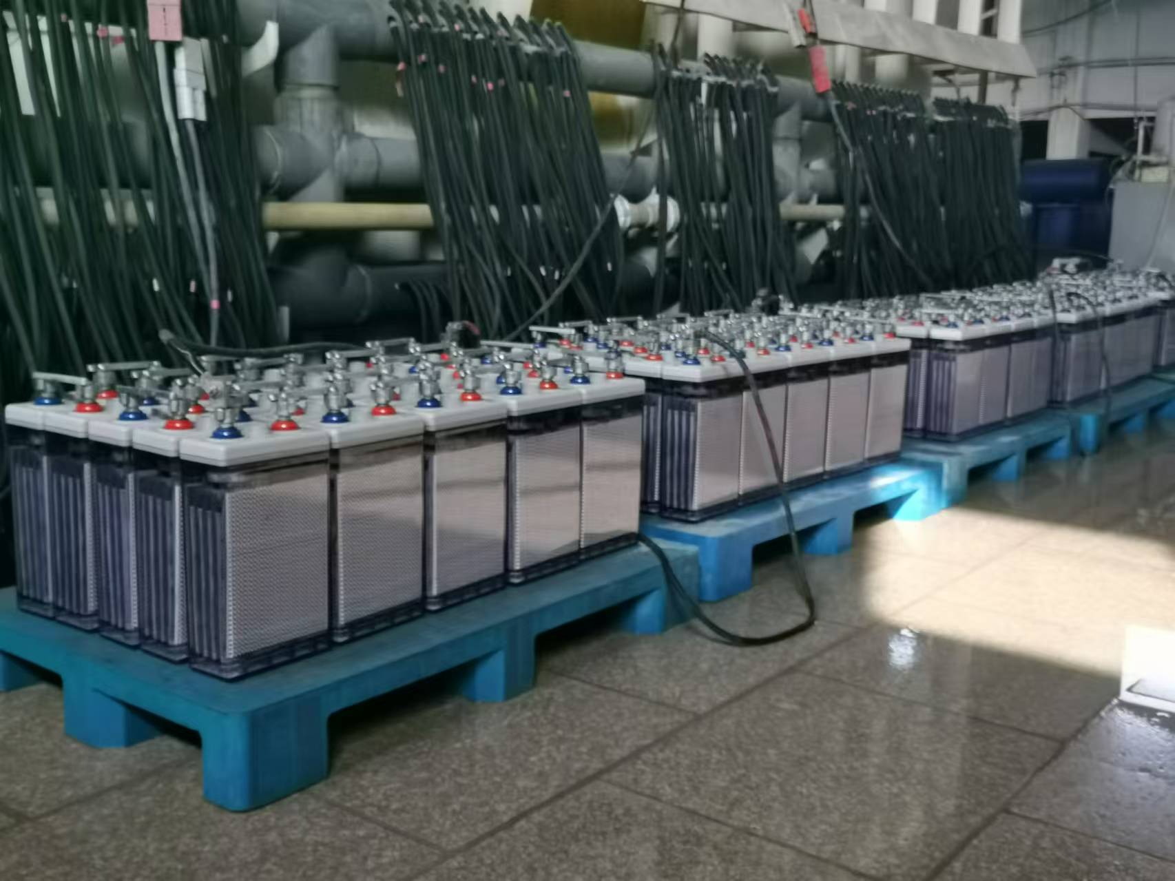 Champion Power Fiable OPZS et OPZV Battery Solutions